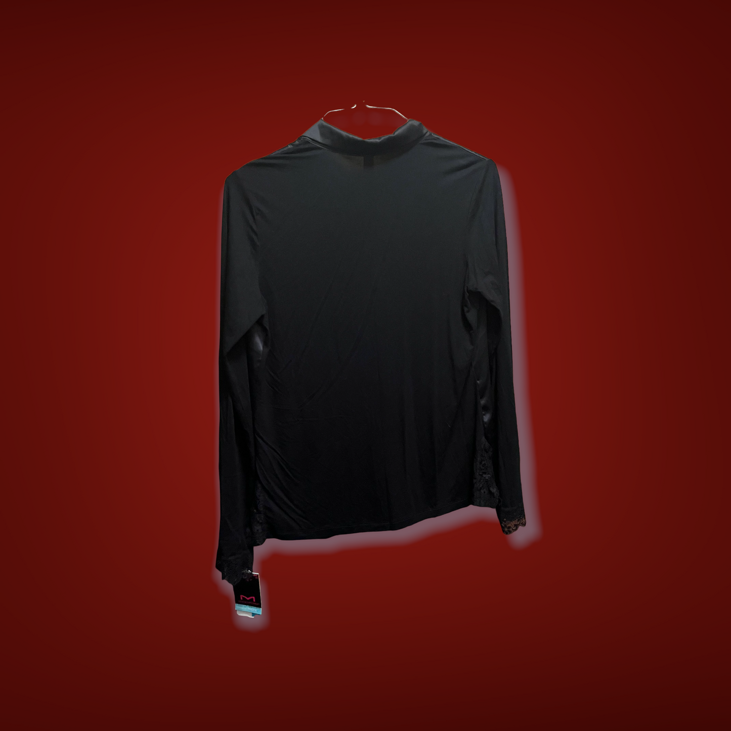 Madenform Long Sleeve Top