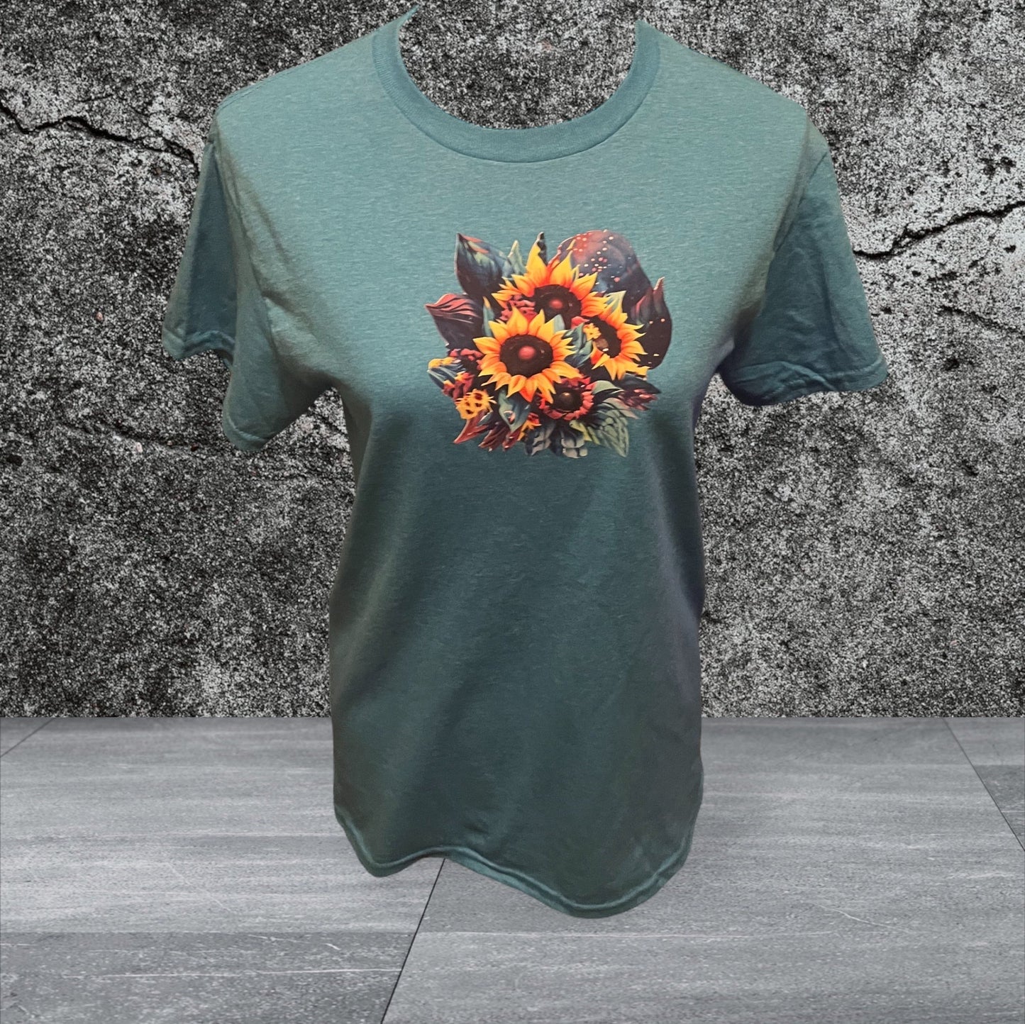 Gildan Printed T-Shirt (Sunflowers)